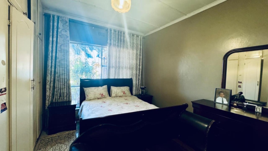 5 Bedroom Property for Sale in Galeshewe Northern Cape